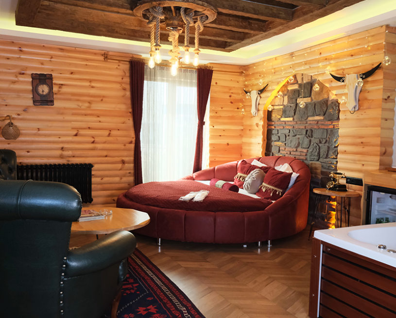 Bungalow Room